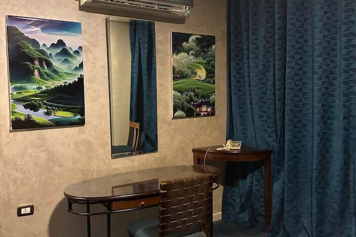 Room 30 of 90