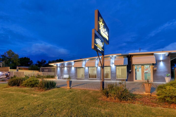 Hotel 17 of 25