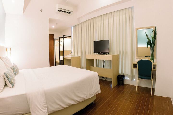 Room 17 of 47