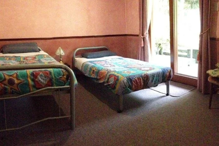 Room 5 of 21