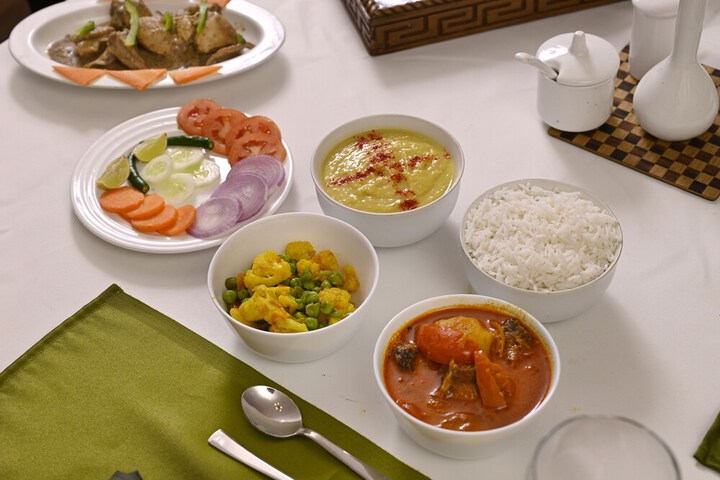 Dining 12 of 23
