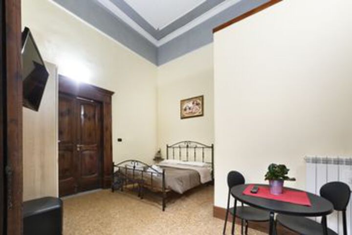 Room 51 of 72