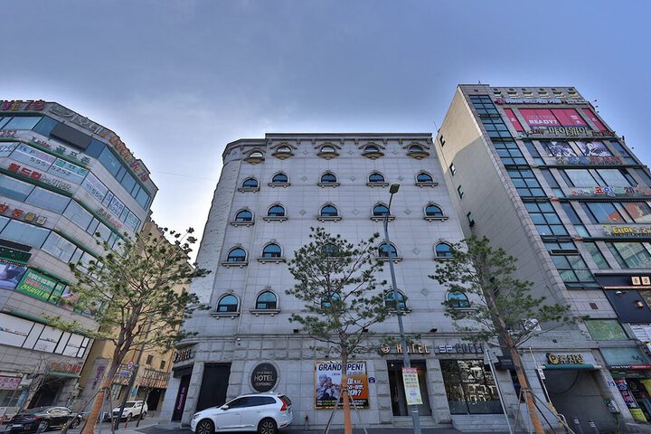 Hotel 18 of 19
