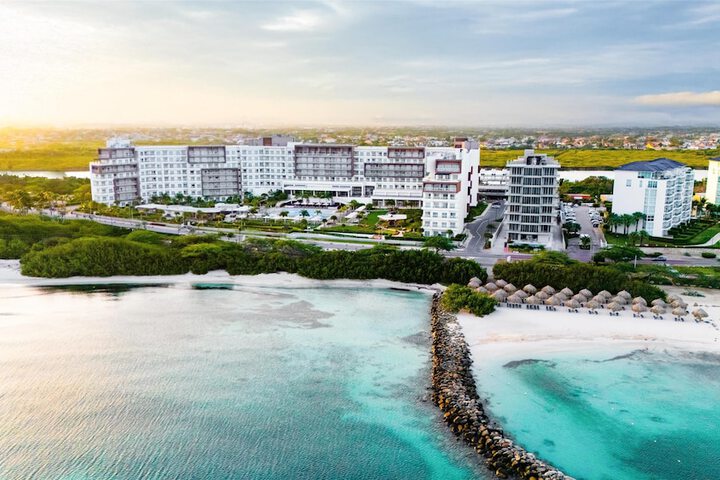 Embassy Suites by Hilton Aruba Beach Resort in Noord