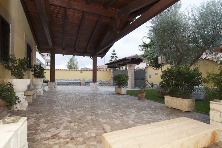 Terrace/Patio 18 of 41