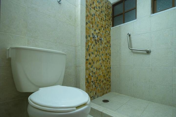 Room 75 of 82