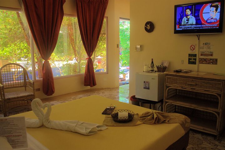Room 14 of 185