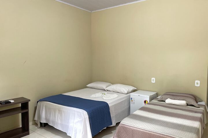 Room 9 of 50