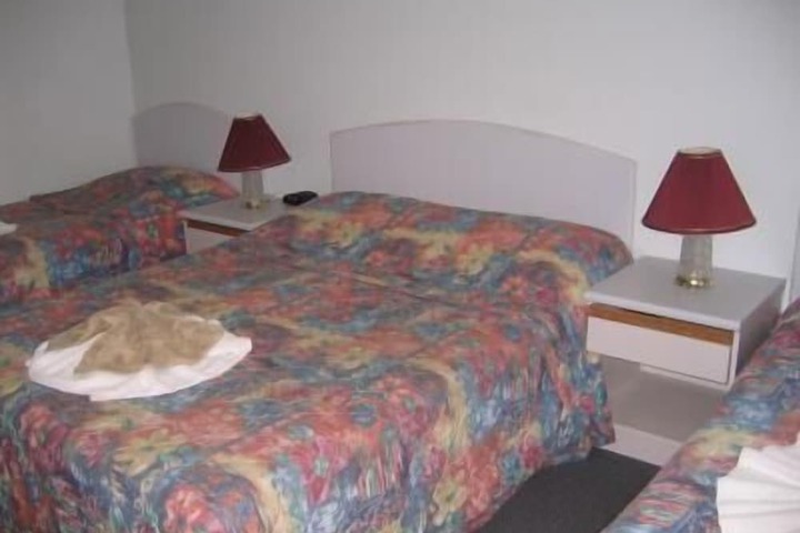 Room 16 of 43