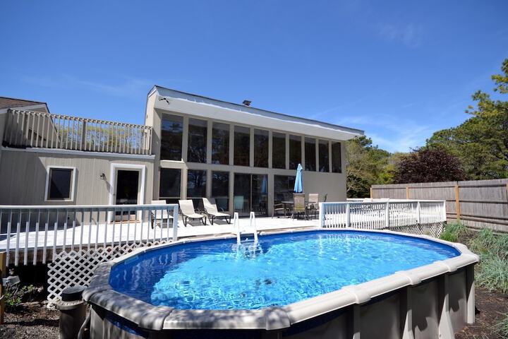 Pool 16 of 19