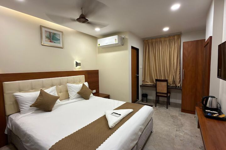 Room 8 of 21