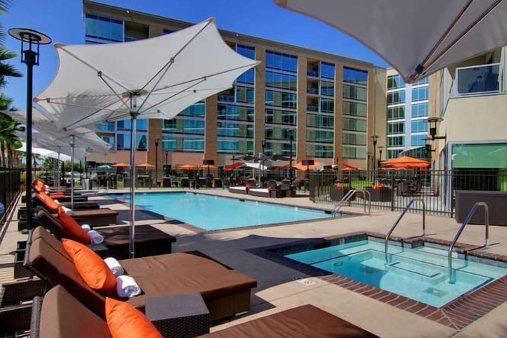 Sundeck