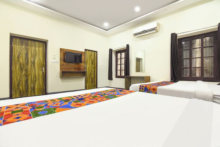Room 20 of 27