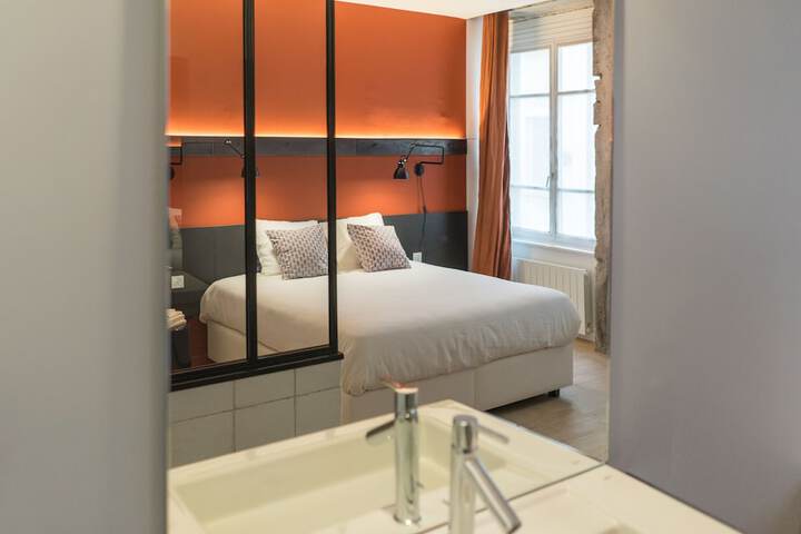 Room 575 of 780