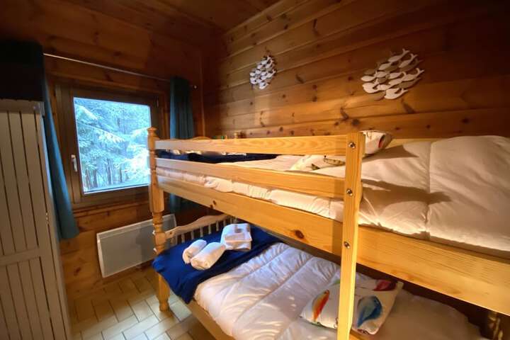Room 2 of 46