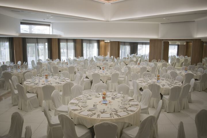Ballroom/Hall 100 of 114