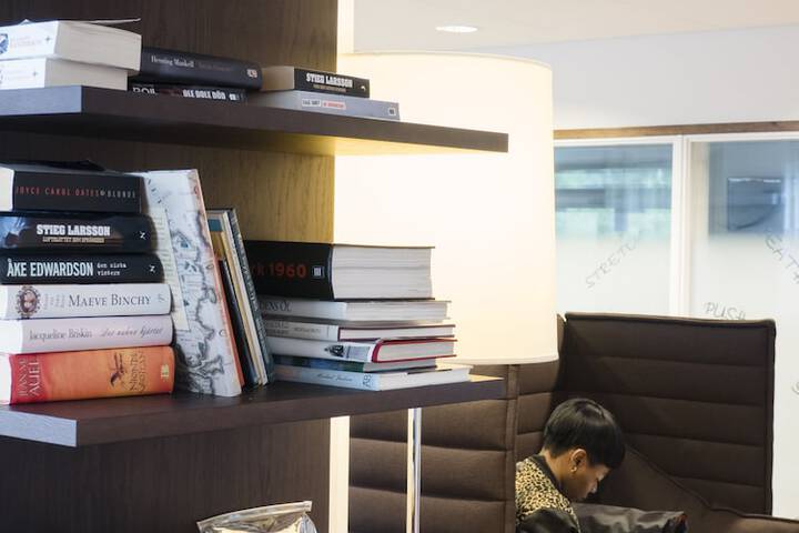 Guest Lobby
