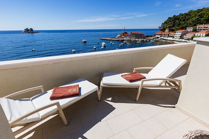 Terrace/Patio 77 of 78