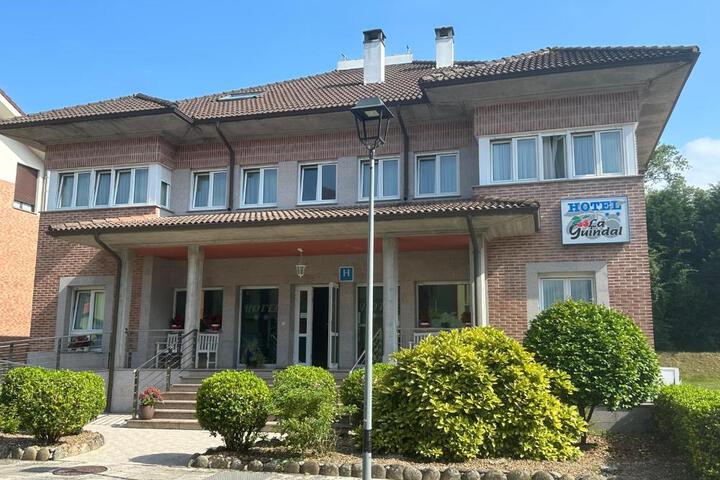 Hotel La Guindal