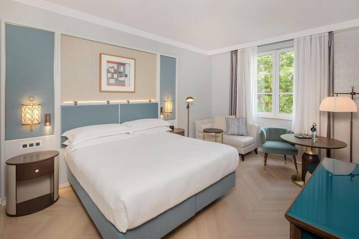 Room 14 of 67