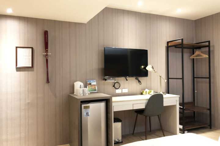 Room 18 of 59
