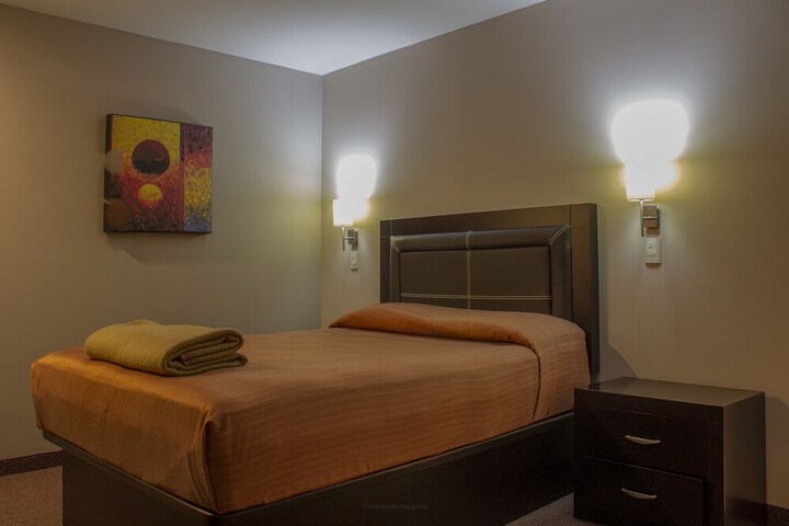 Room 7 of 40