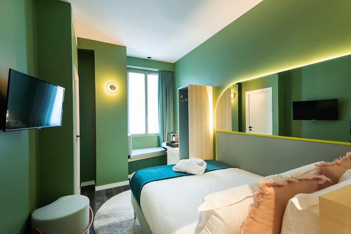 Room 20 of 64