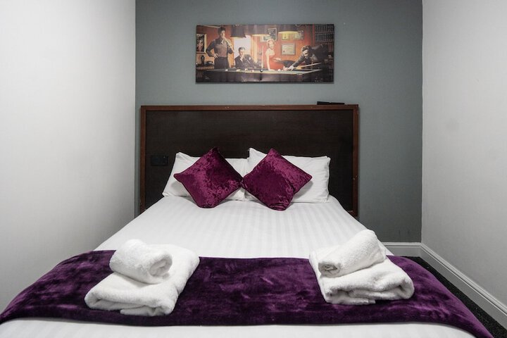 Room 44 of 57