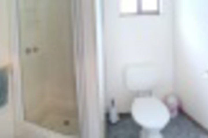 Room 185 of 300