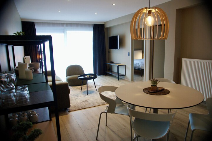 Room 35 of 77