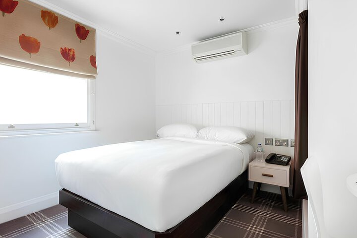 Room 35 of 75