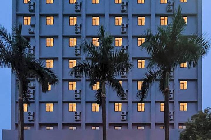 Home Inn Selected Zhuhai Qinglv Middle Road