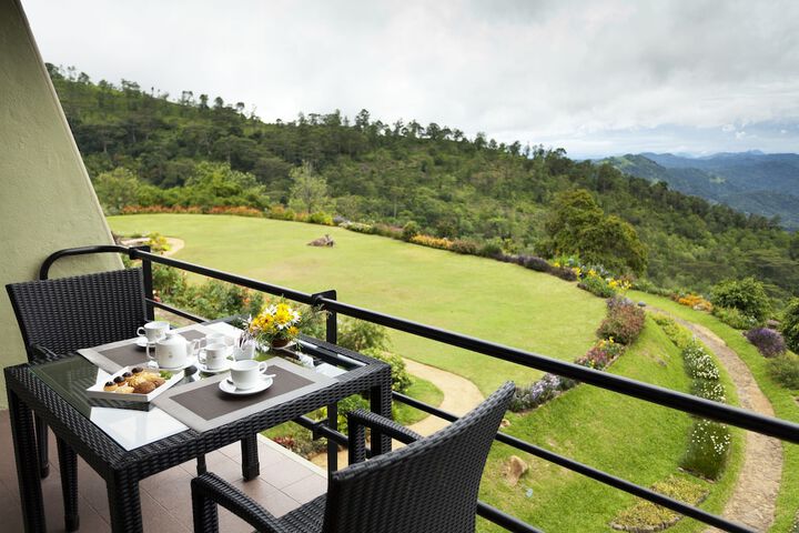 Dining Photos