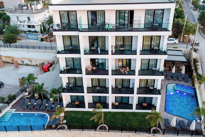 Hotel 88 of 112
