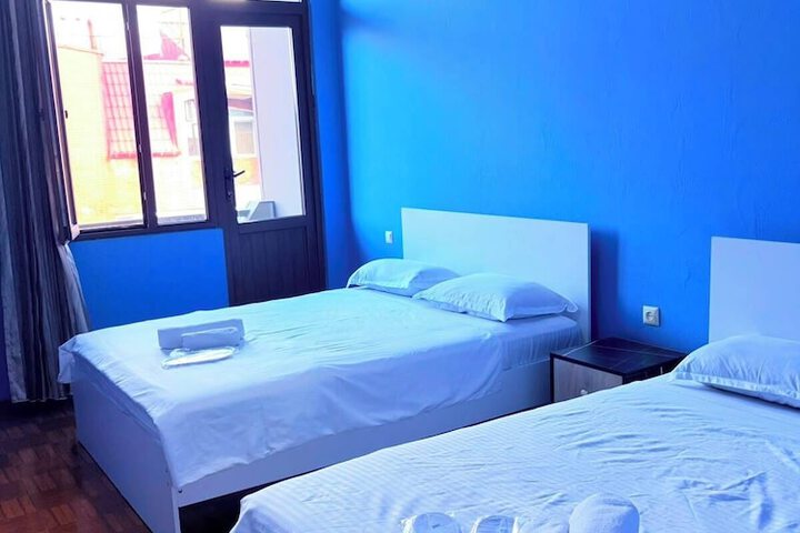 Room 14 of 22