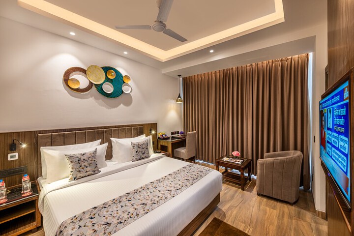 Room 7 of 23