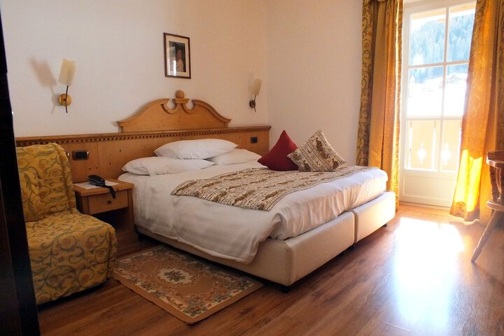 Room 8 of 57