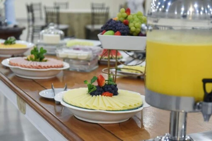 Breakfast buffet