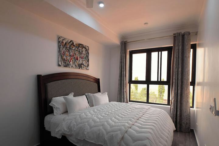 Room 13 of 66
