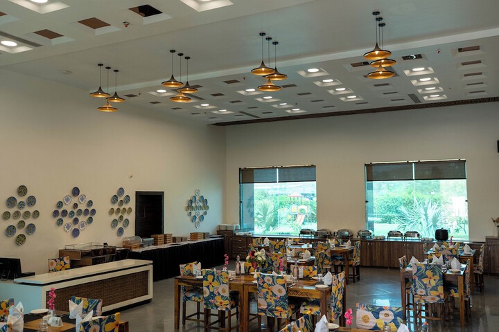 Dining 138 of 190