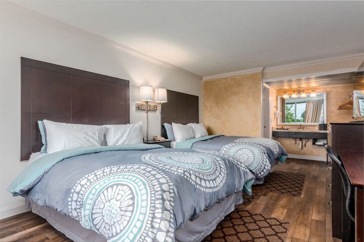 Room 4 of 39