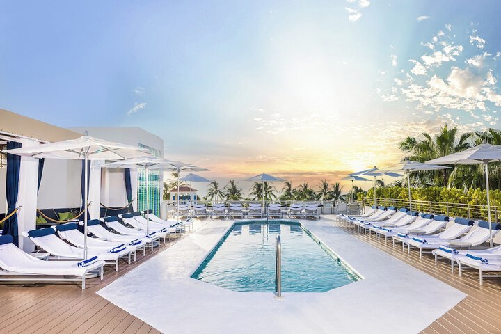 Private pool