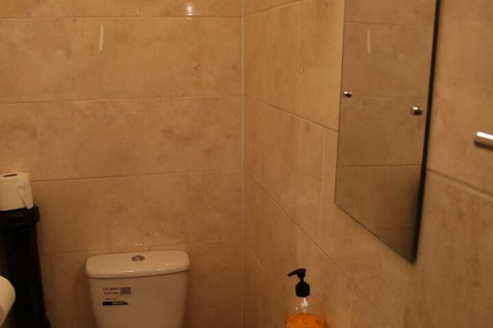 Room 5 of 5