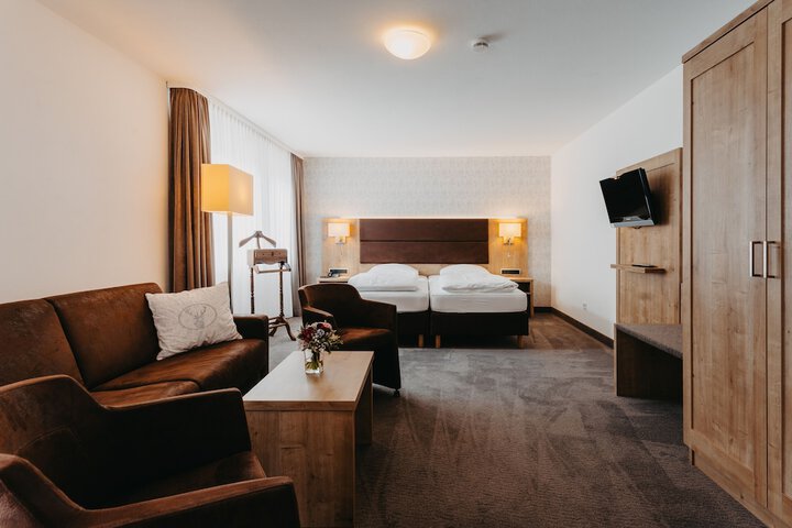 Room 5 of 41