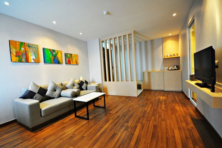 Room 18 of 29
