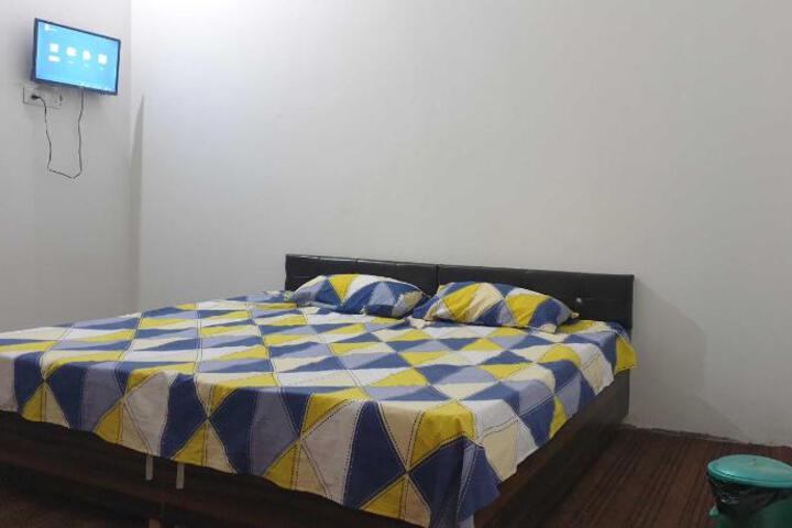 OYO Hotel Shinestar