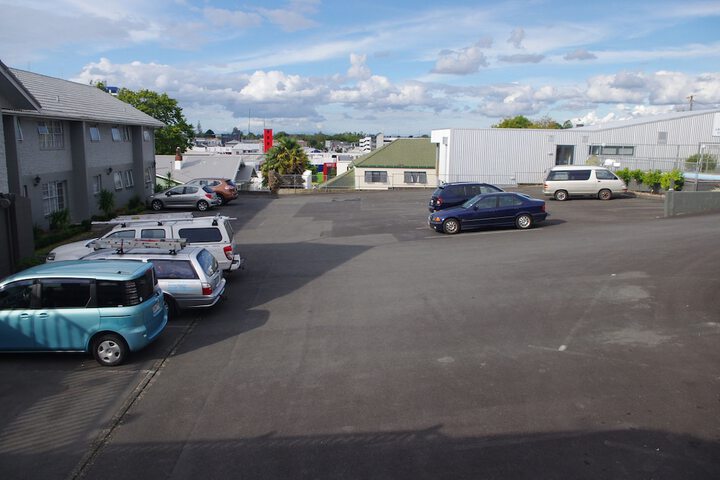 Property Grounds 25 of 27