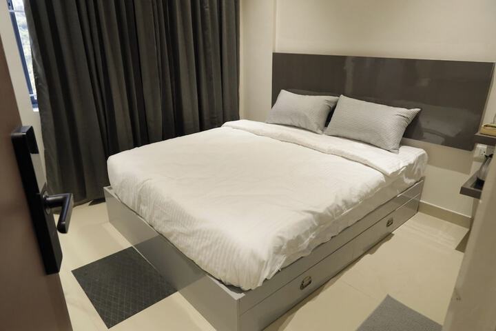 Room 19 of 51