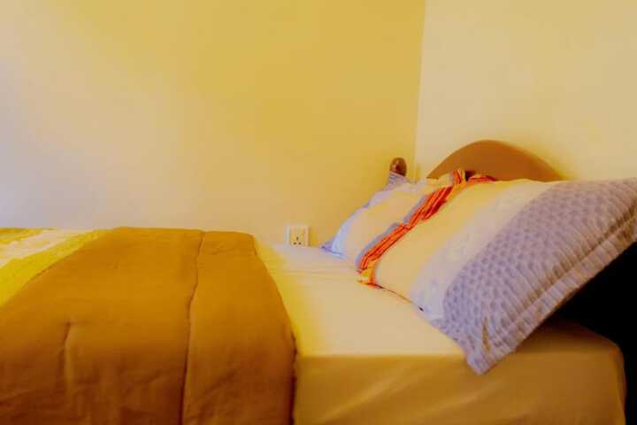 Room 6 of 15