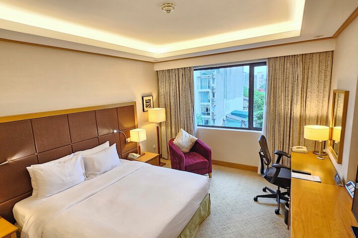 Room 21 of 66